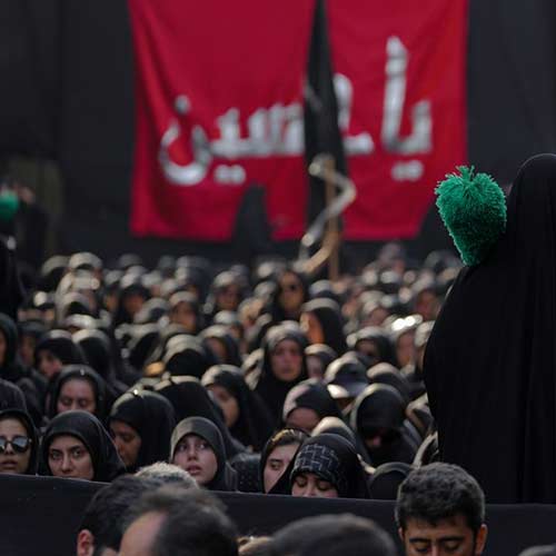 مداحی شاید بگن حسین کیه اصلا حسین با صدای محمدحسین حدادیان
