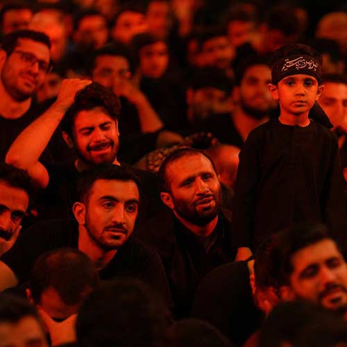 مداحی ز زخم تنت روی ریگ بیابان با صدای محمدحسین پویانفر